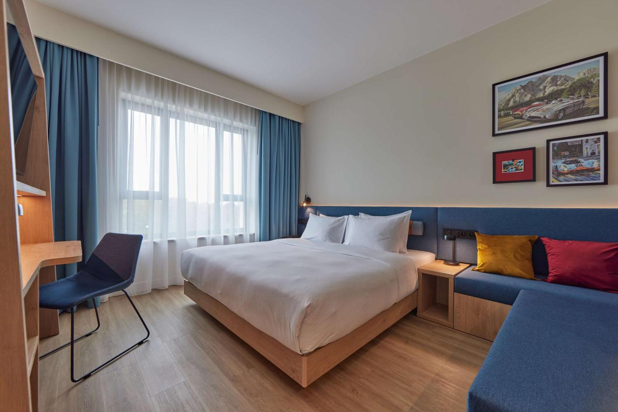 Hampton By Hilton Poznan Swarzedz Hotell Eksteriør bilde
