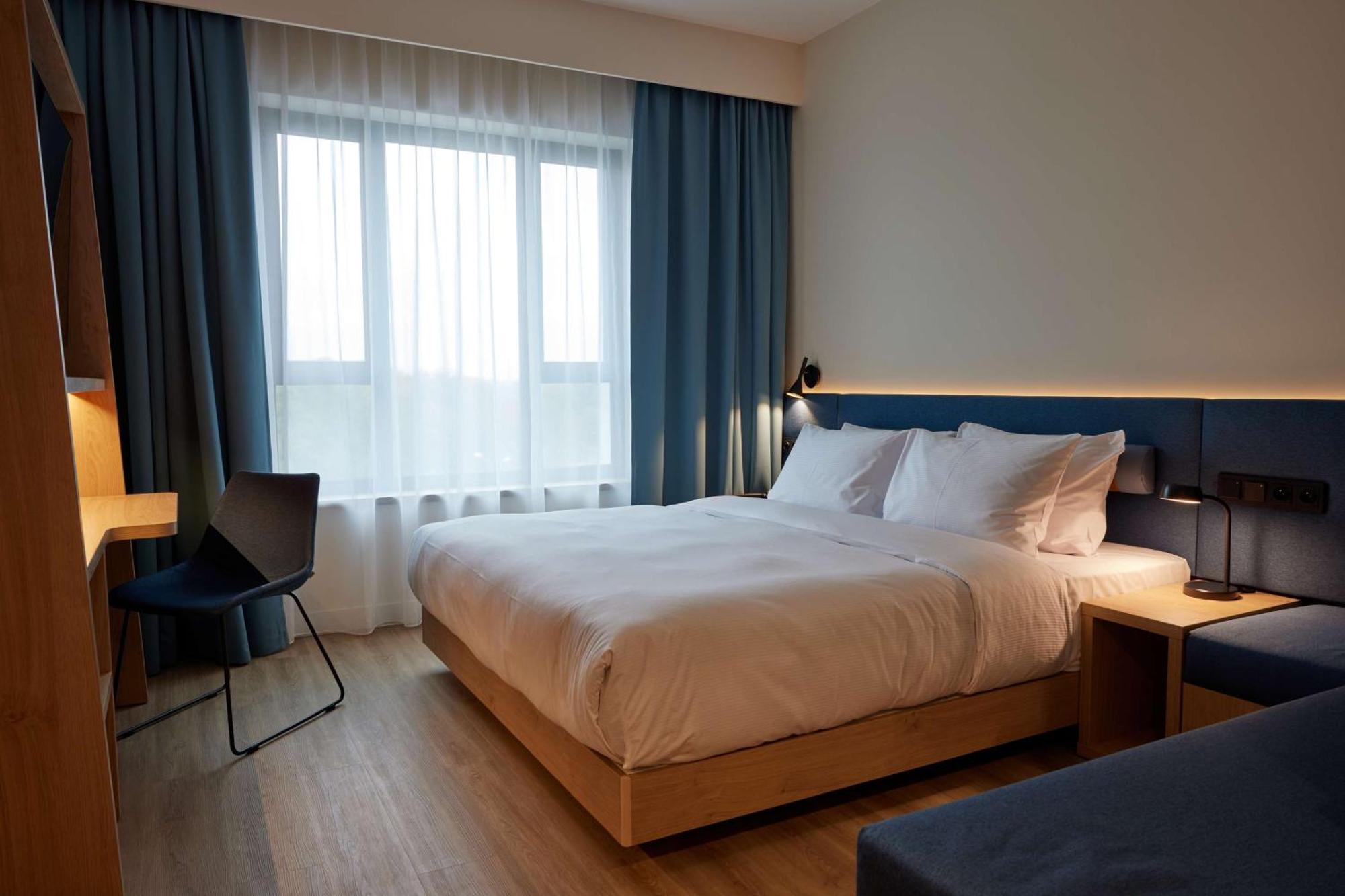 Hampton By Hilton Poznan Swarzedz Hotell Eksteriør bilde