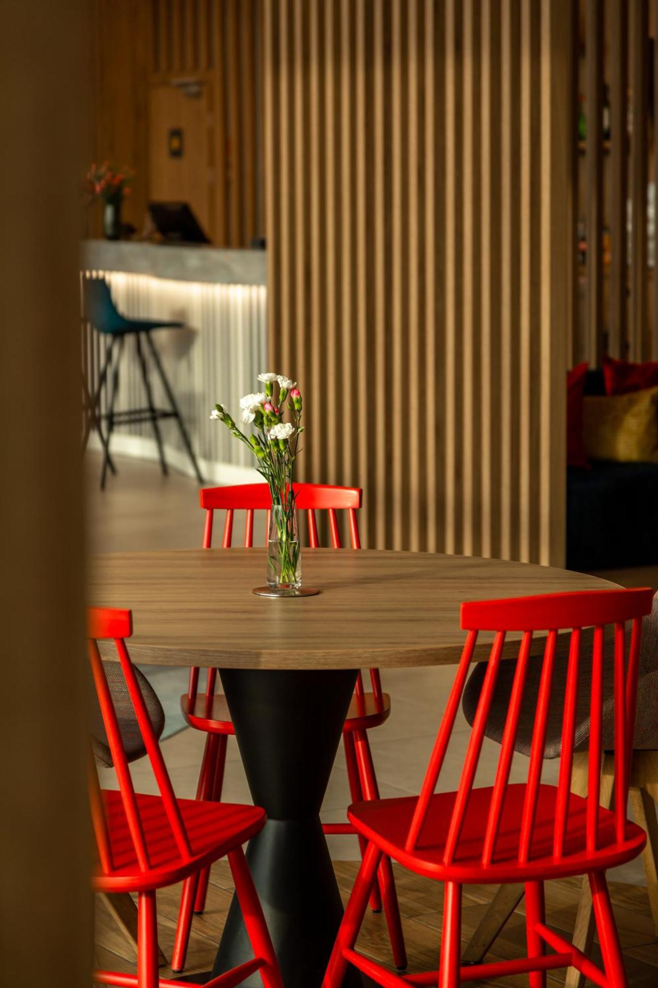 Hampton By Hilton Poznan Swarzedz Hotell Eksteriør bilde