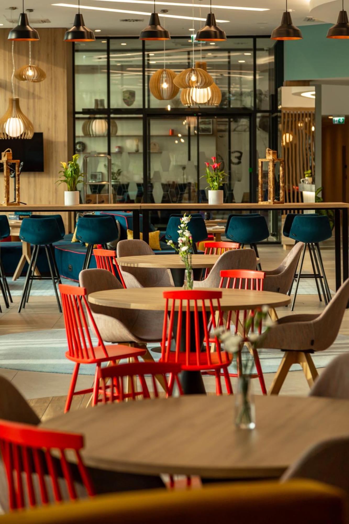 Hampton By Hilton Poznan Swarzedz Hotell Eksteriør bilde