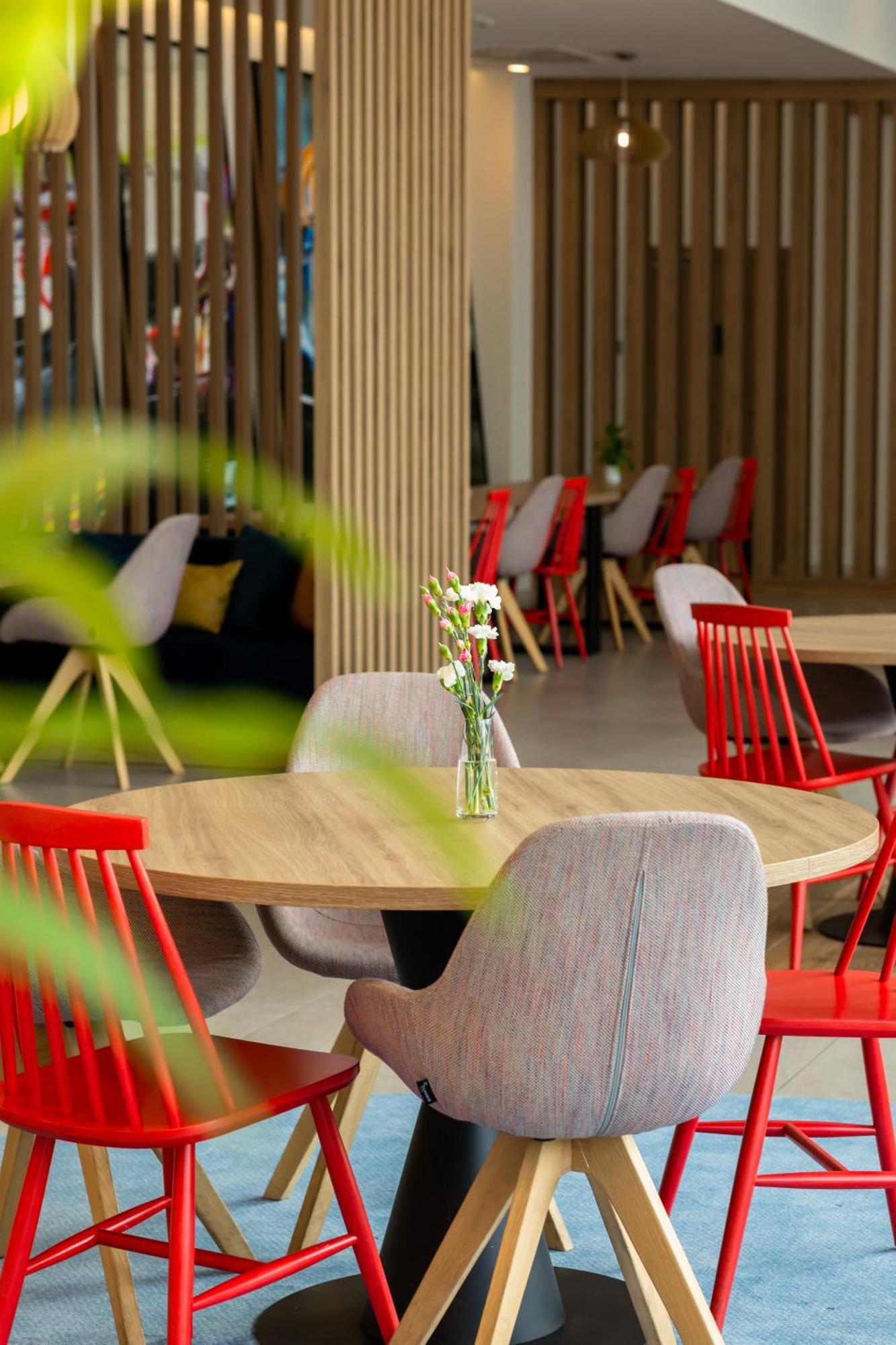 Hampton By Hilton Poznan Swarzedz Hotell Eksteriør bilde