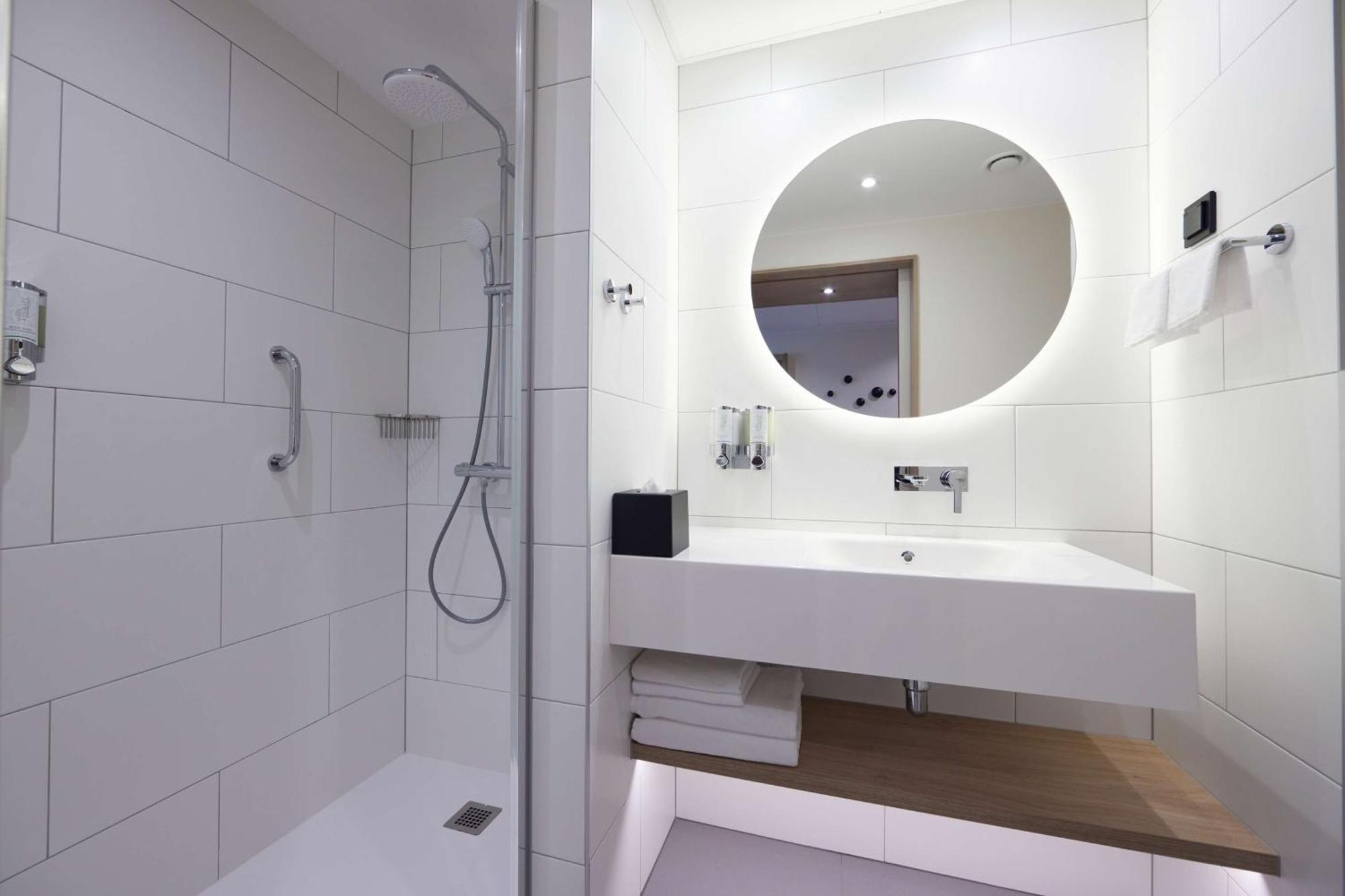 Hampton By Hilton Poznan Swarzedz Hotell Eksteriør bilde